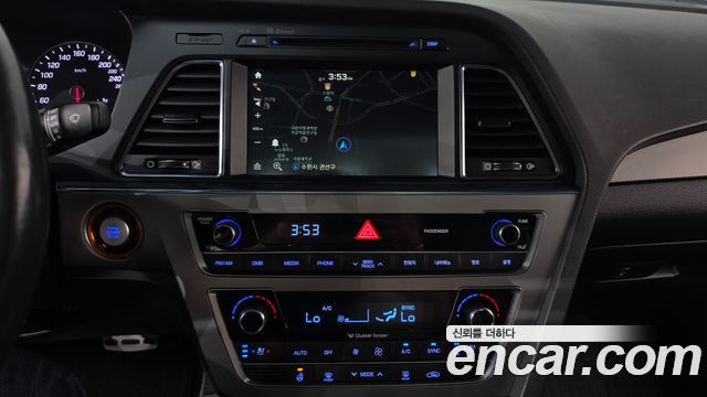 Hyundai Sonata 2015 — photo 18