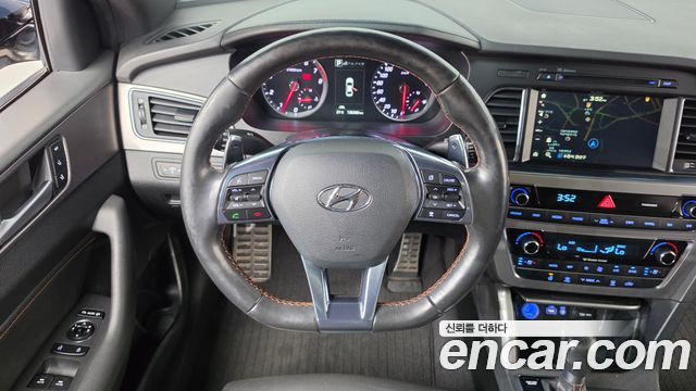 Hyundai Sonata 2015 — photo 19
