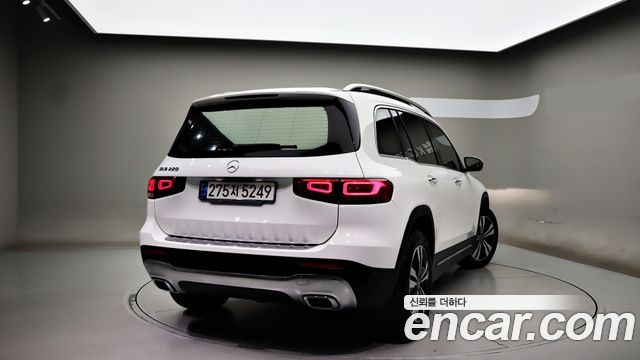 Mercedes-Benz GLB-Class 2021 — photo 4