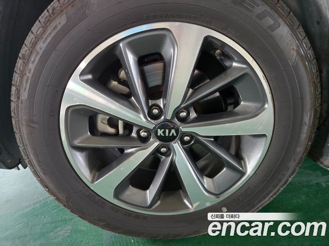 Kia Sorento 2018 — photo 20