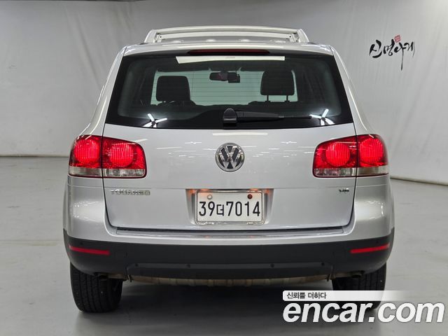 Volkswagen Touareg 2006 — photo 4