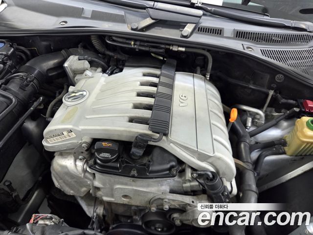 Volkswagen Touareg 2006 — photo 6