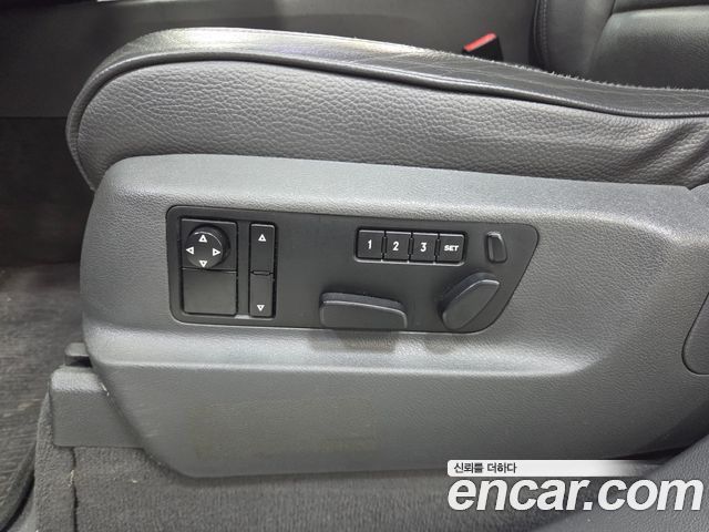 Volkswagen Touareg 2006 — photo 12