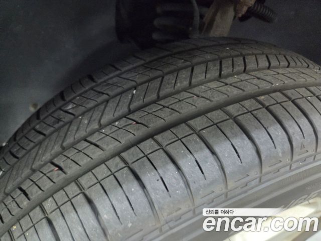 Volkswagen Touareg 2006 — photo 20