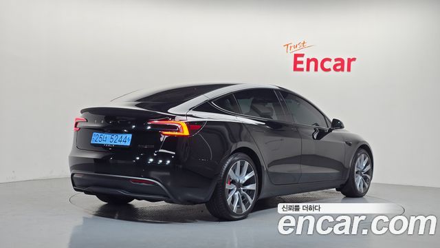Tesla Model 3 2024 — photo 2