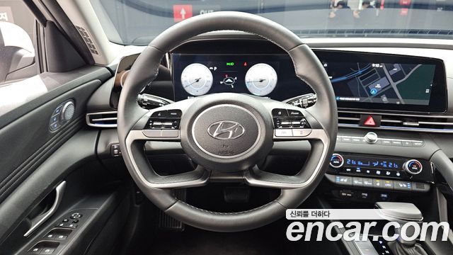 Hyundai AVANTE 2023 — photo 19