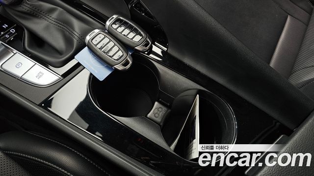 Hyundai AVANTE 2023 — photo 28