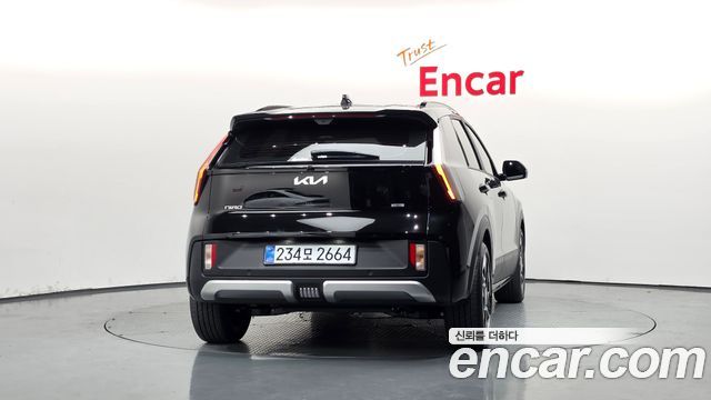 Kia Niro 2027 — photo 4