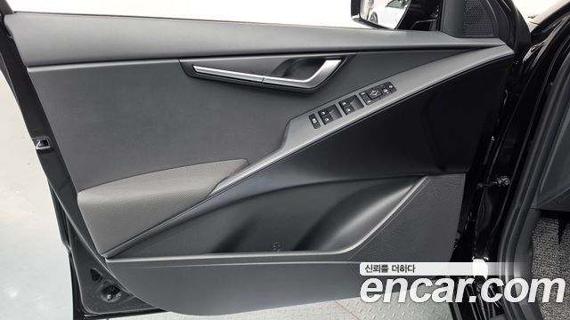 Kia Niro 2027 — photo 14