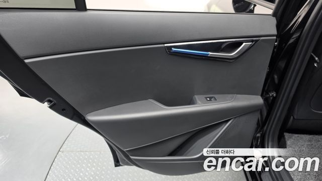 Kia Niro 2027 — photo 15