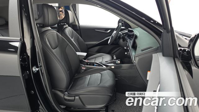 Kia Niro 2027 — photo 16