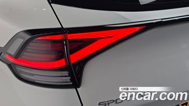 Kia Sportage 2023 — photo 9