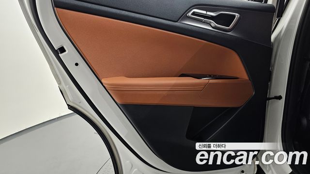 Kia Sportage 2023 — photo 15