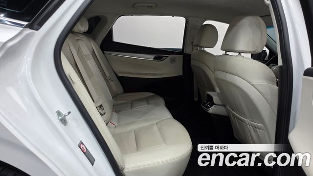 Hyundai Grandeur 2023 — photo 12
