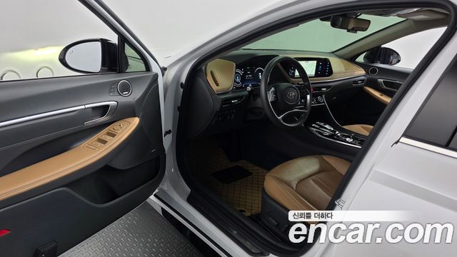 Hyundai Sonata 2021 — photo 13