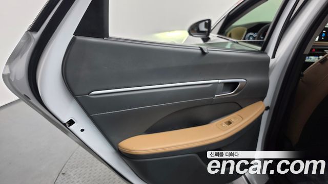 Hyundai Sonata 2021 — photo 15