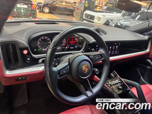 Porsche Cayenne 2024 — photo 9