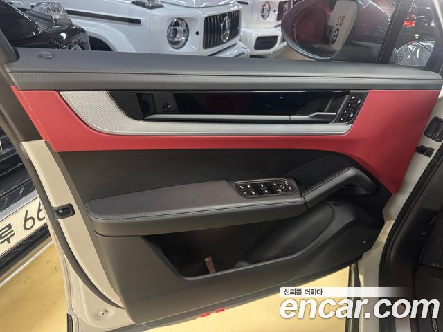 Porsche Cayenne 2024 — photo 10