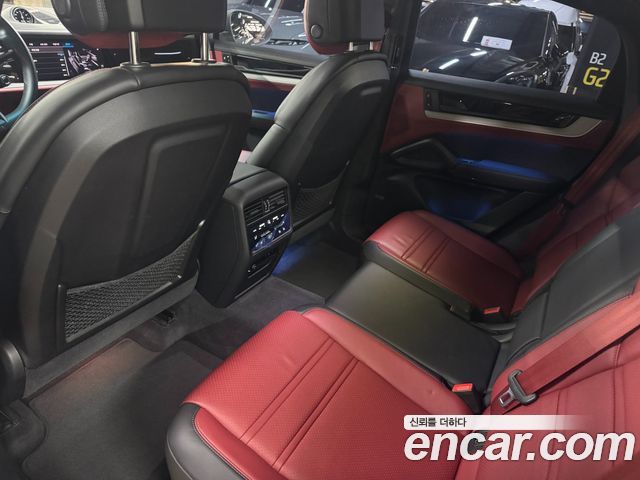 Porsche Cayenne 2024 — photo 12