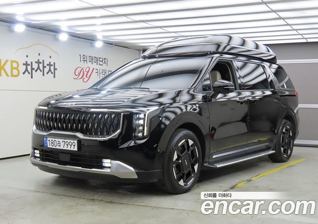 Kia Canival 2025 — photo 1