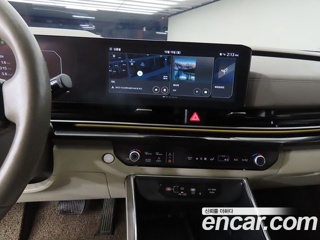 Kia Canival 2025 — photo 12