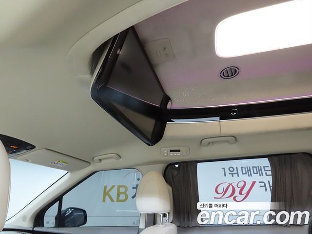 Kia Canival 2025 — photo 15
