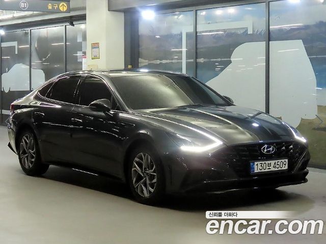 Hyundai Sonata 2023 — photo 1