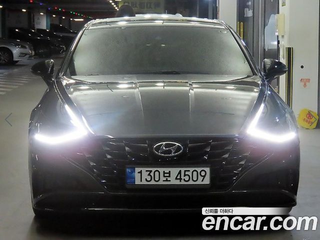 Hyundai Sonata 2023 — photo 2