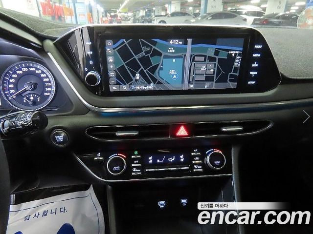 Hyundai Sonata 2023 — photo 11