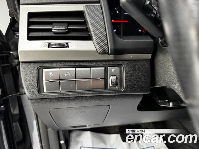 KG Mobility Rexton 2019 — photo 12