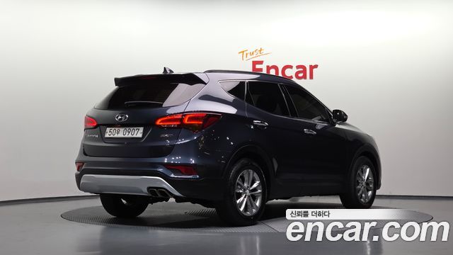 Hyundai Santafe 2016 — photo 2
