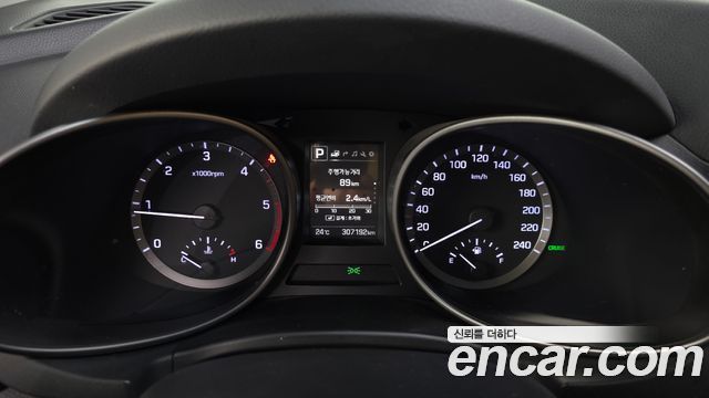 Hyundai Santafe 2016 — photo 8