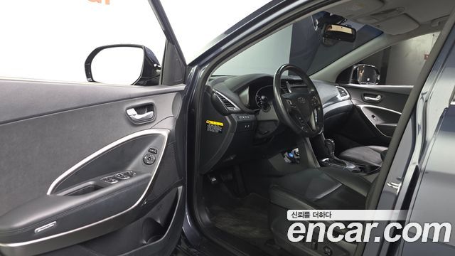 Hyundai Santafe 2016 — photo 10