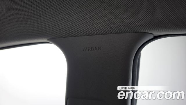 Hyundai AVANTE 2017 — photo 29