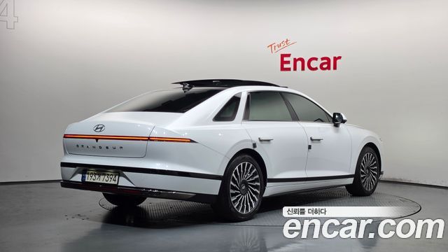 Hyundai Grandeur 2023 — photo 2