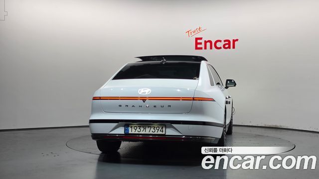 Hyundai Grandeur 2023 — photo 4