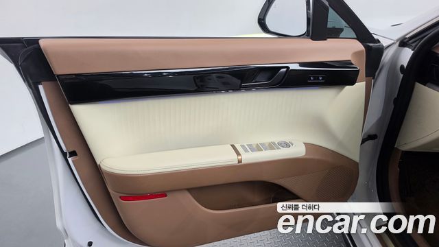 Hyundai Grandeur 2023 — photo 14