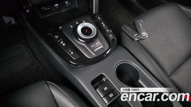 Kia Seltos 2023 — photo 9