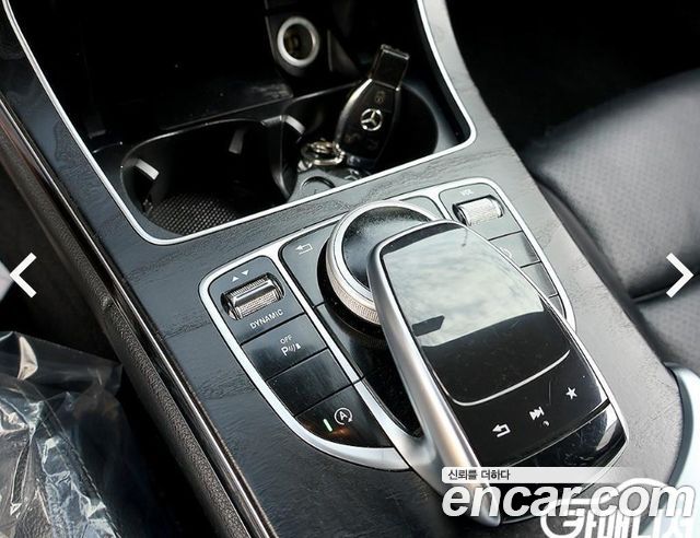 Mercedes-Benz C-Class 2017 — photo 11