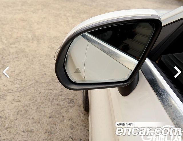 Mercedes-Benz C-Class 2017 — photo 18