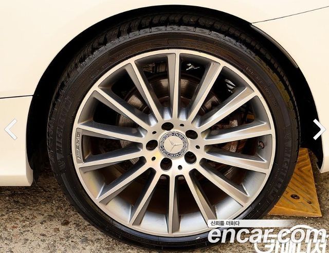 Mercedes-Benz C-Class 2017 — photo 19