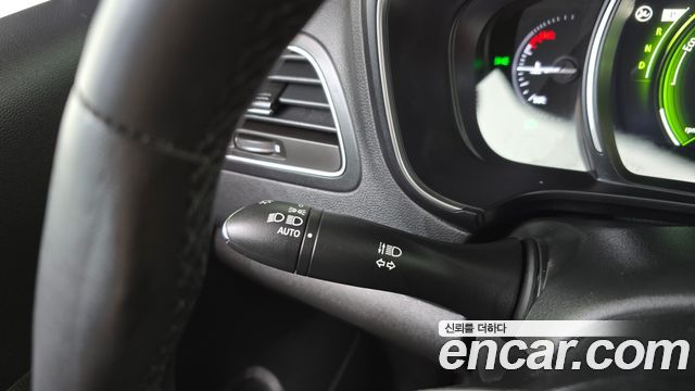 Renault Korea QM6 2024 — photo 24