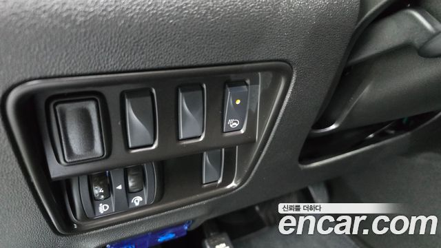 Renault Korea QM6 2024 — photo 27