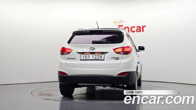 Hyundai Tucson 2011 — photo 4