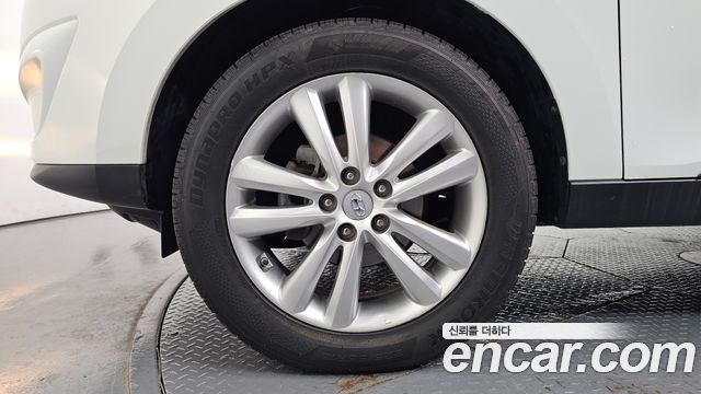 Hyundai Tucson 2011 — photo 5