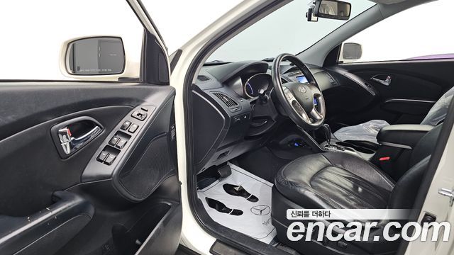 Hyundai Tucson 2011 — photo 10