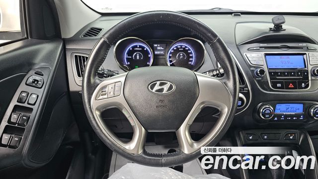 Hyundai Tucson 2011 — photo 13