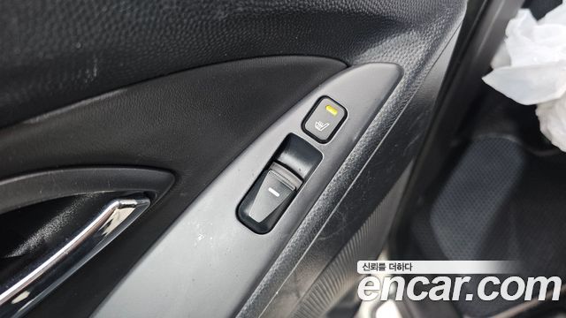 Hyundai Tucson 2011 — photo 17
