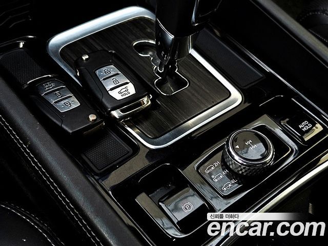 KG Mobility Rexton 2018 — photo 17
