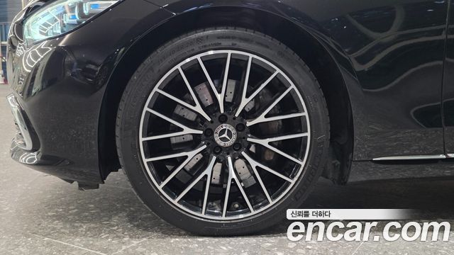 Mercedes-Benz S-Class 2023 — photo 5